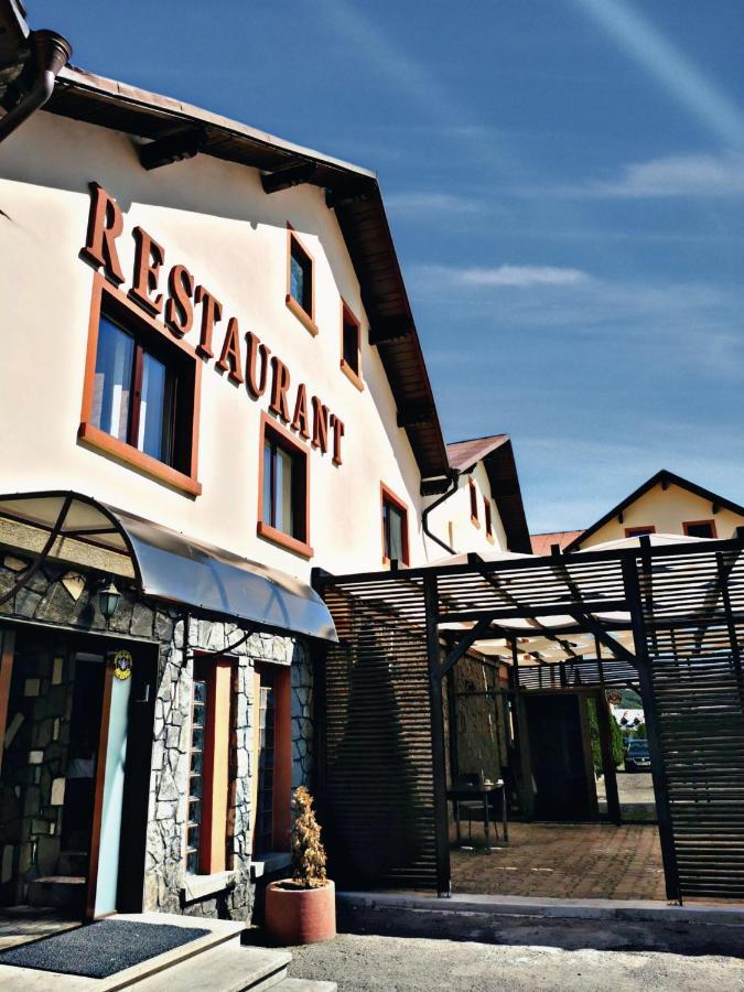 Băneşti International Recola汽车旅馆 外观 照片